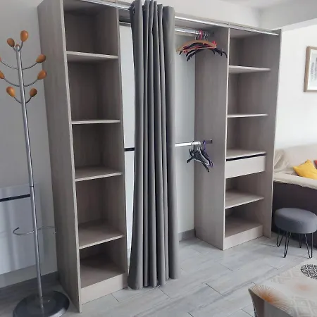 A Du Gard, A Deux Pas Du Pont-du-gard Apartment Castillon-du-Gard